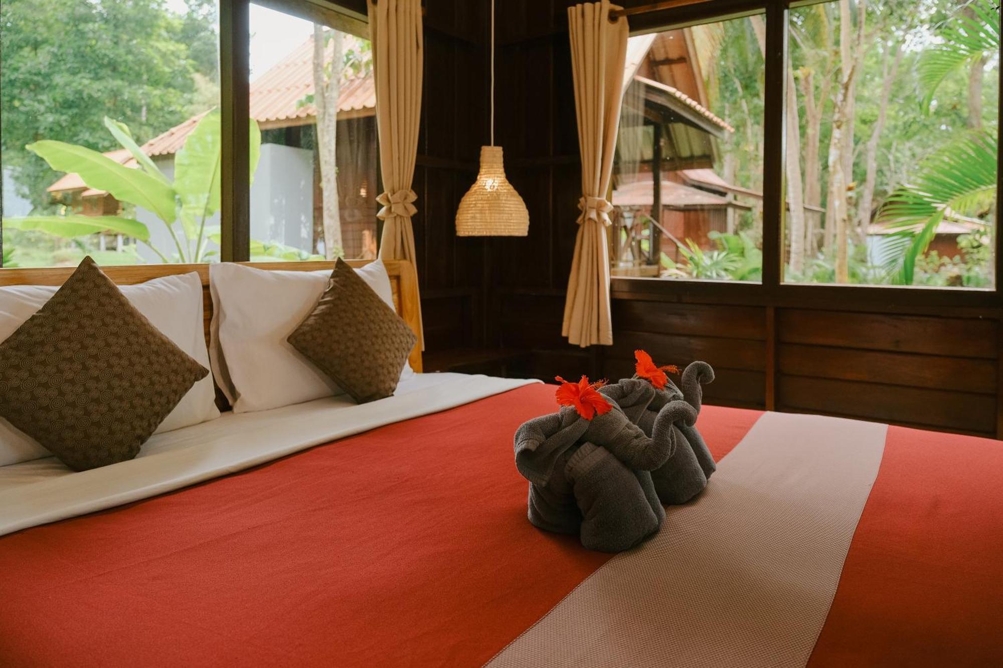 Joy Bungalow Resort And Restaurant Koh Jum Eksteriør bilde